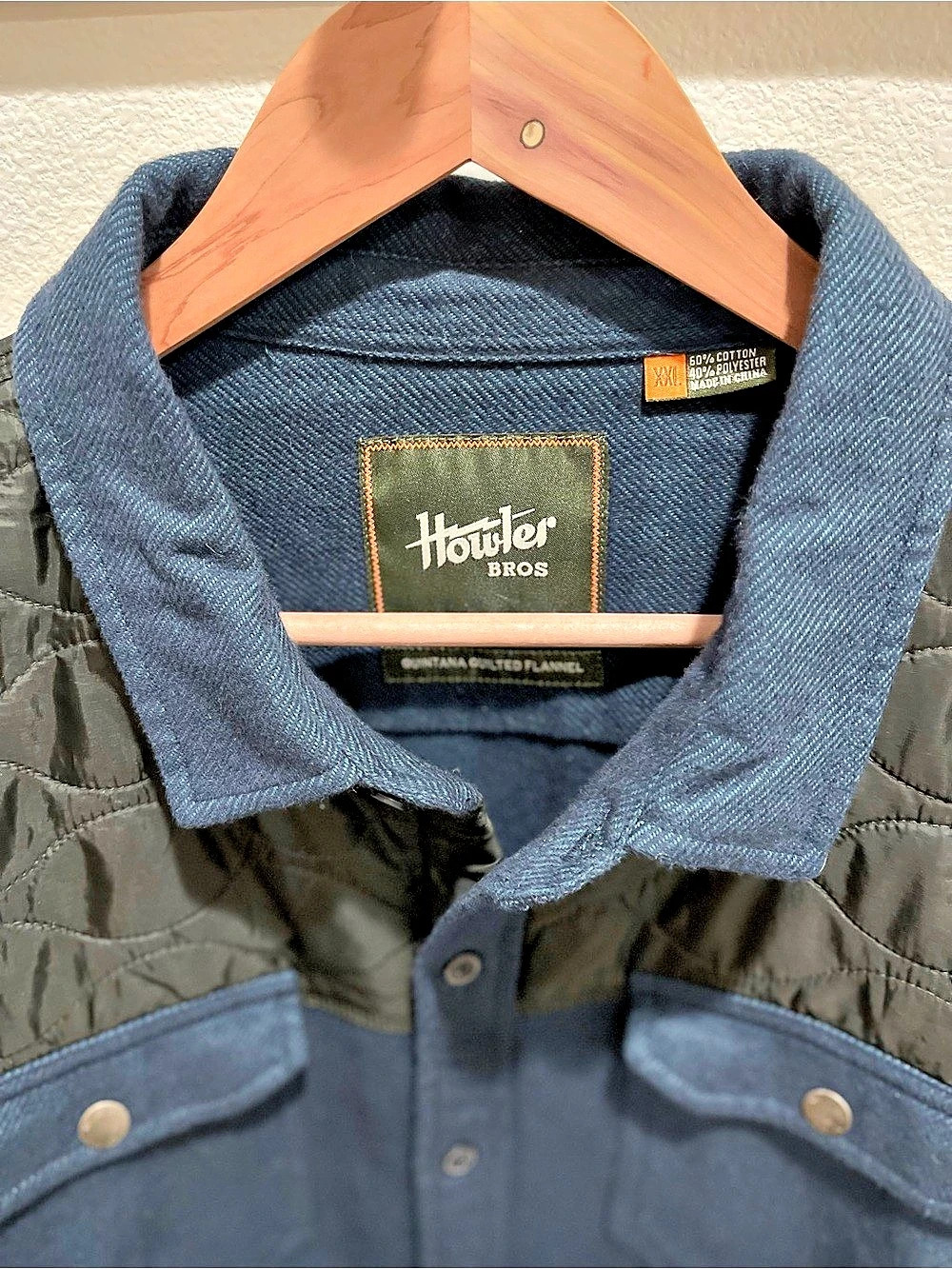 Howler Bros Quintana Quilted Flannel Quilted Flannel Shirt Size XXL Like New - Picture 3 of 4